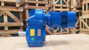 Motor giảm tốc tải nặng trục song song 4kw 5.5Hp 1