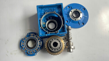 Cấu tạo của các bộ phận của hộp giảm tốc NMRV 90