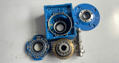 Hộp giảm tốc NMRV 90