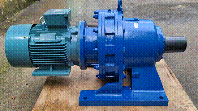 Motor giảm tốc tải nặng Cycloid 0.75kW 1Hp