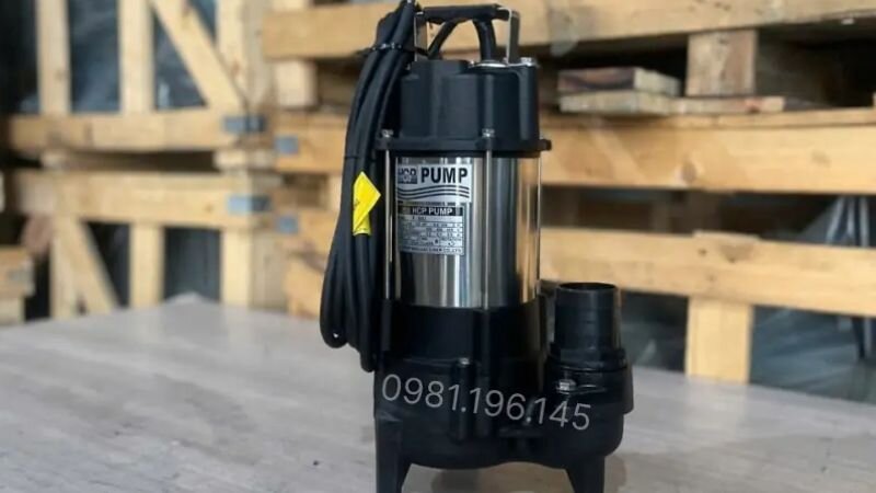 Máy bơm chìm 3 pha công suất lớn, hút nước mạnh, bền bỉ xử lý tốt cả môi trường nước bẩn có rác