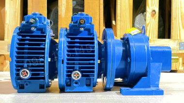 Hộp giảm tốc 3 cấp (2 UDL 2.2kW và 1 Cycloid X4)