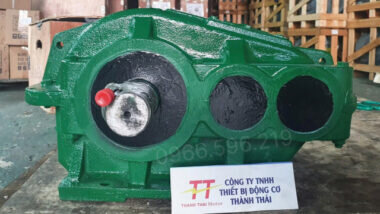 Hộp số ZQ 200