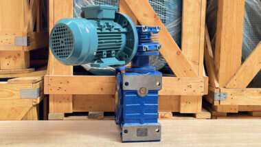 Motor giảm tốc 2 cấp NMRV 75 - 150