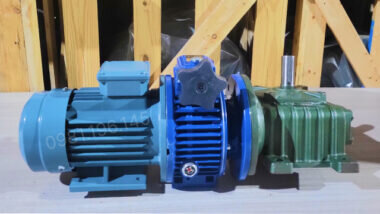 Motor giảm tốc 2 cấp UDL 0.8kW - WPDO 70