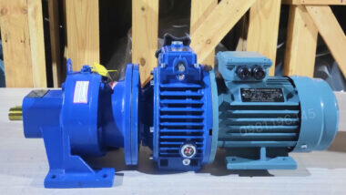 Motor giảm tốc 2 cấp UDL 2.2kW - Cycloid X4