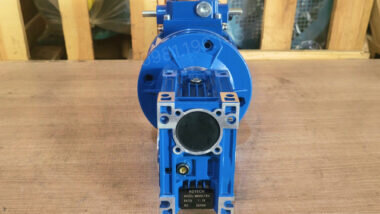 Motor giảm tốc 2 cấp UDL 2.2kW - NMRV 75
