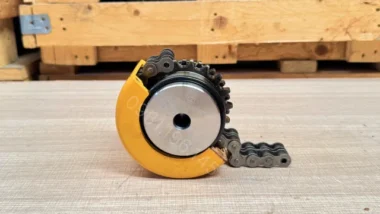 Góc nhìn mặt sau Khớp nối xích KC5014 thể hiện các chi tiết bên ngoài