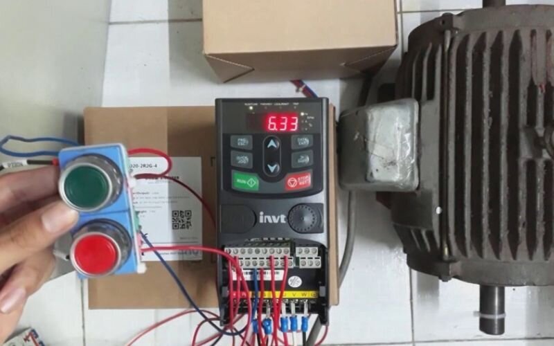 Nên sử dụng biến tần hay khởi động mềm?