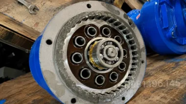 Cấu tạo bên trong hộp giảm tốc cycloid 5.5kW 7.5Hp