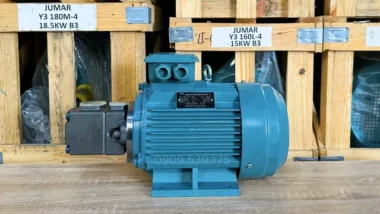 Góc nhìn mặt bên đối diện Máy bơm dầu thủy lực 2.2kW 3Hp với kết cấu cân đối
