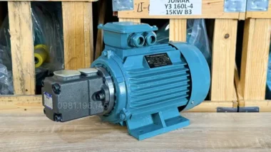 Góc nghiêng tổng thể Máy bơm dầu thủy lực 4.0kW 5.5Hp với thiết kế chắc chắn và mạnh mẽ