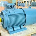 Góc nghiêng tổng thể Motor biến tần 3 pha 132kW 180Hp với thiết kế chắc chắn và mạnh mẽ