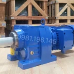 Motor giảm tốc tải nặng trục thẳng R 7.5kW 10Hp