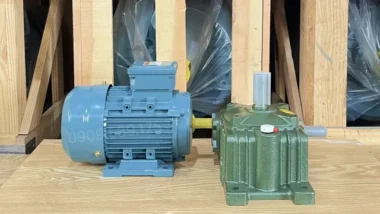 Góc phải của motor giảm tốc WPO 70 0.55kW 0.75Hp