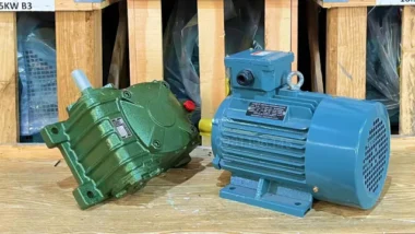 Góc nhìn tổng quan của motor giảm tốc WPX 155 5.5kW 7.5Hp
