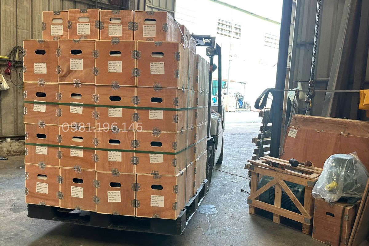 Kiểm tra motor giảm tốc khi nhập kho